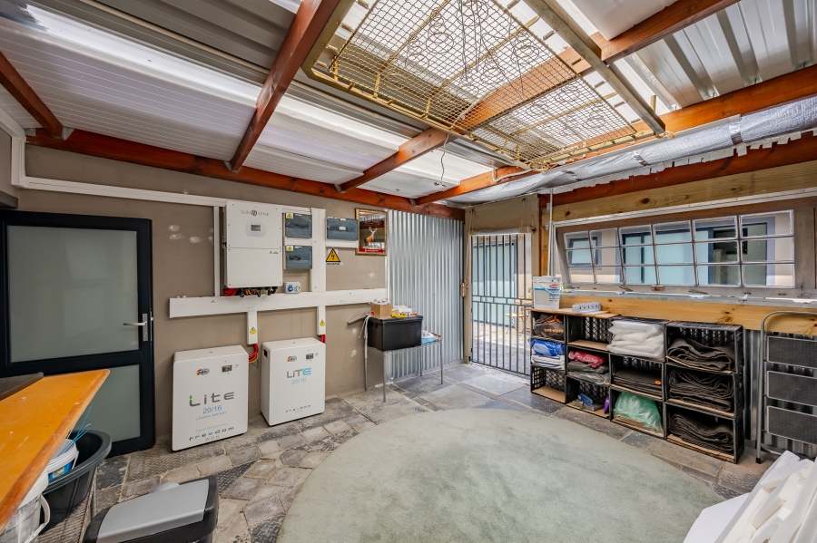 6 Bedroom Property for Sale in Flamingo Vlei Western Cape